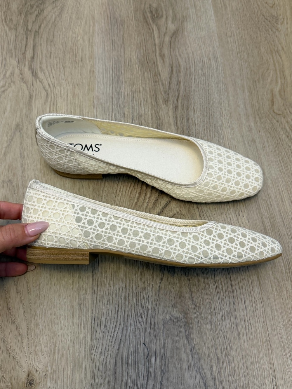 TOMS Briella Oatmeal Basketweave Lace Ballet Flats